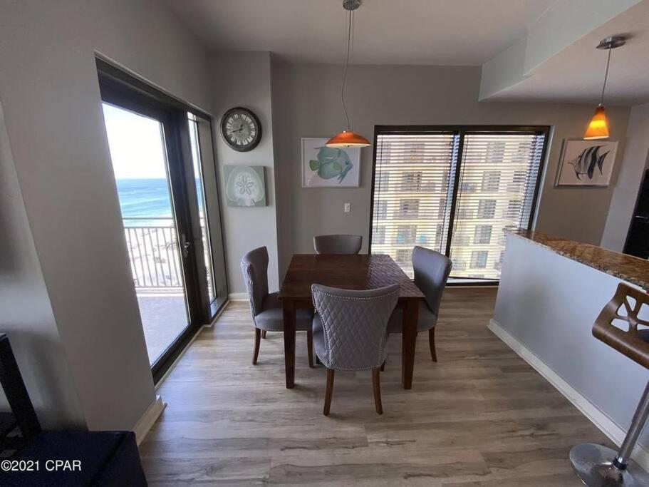Beautiful - Luxury Living At Its Apartment Panama City Beach